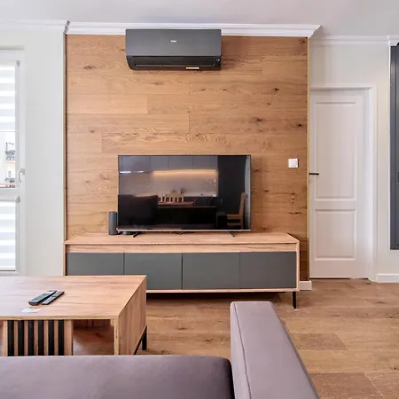 Platinium Comfy غدينيا